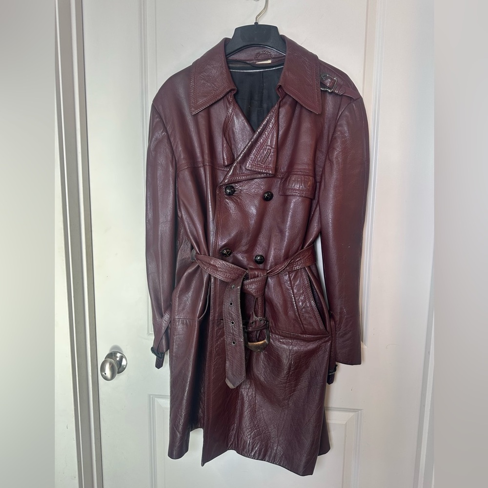 Women's Burgundy Leather Trench Coat with Belt - Unknown Brand